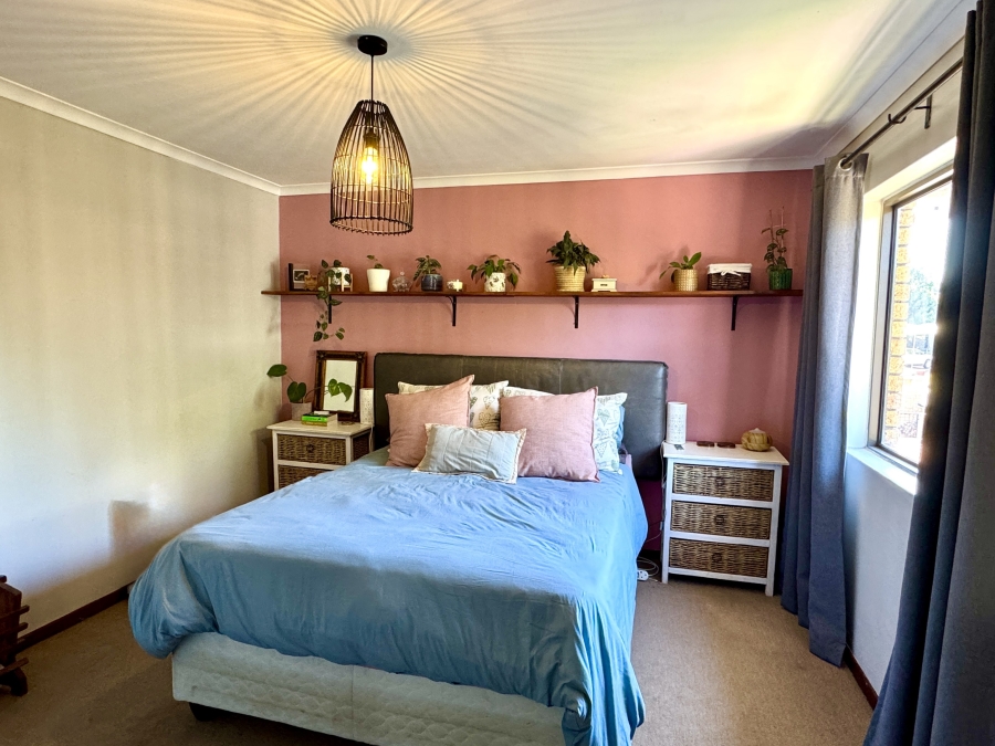 3 Bedroom Property for Sale in Glen Ive Western Cape